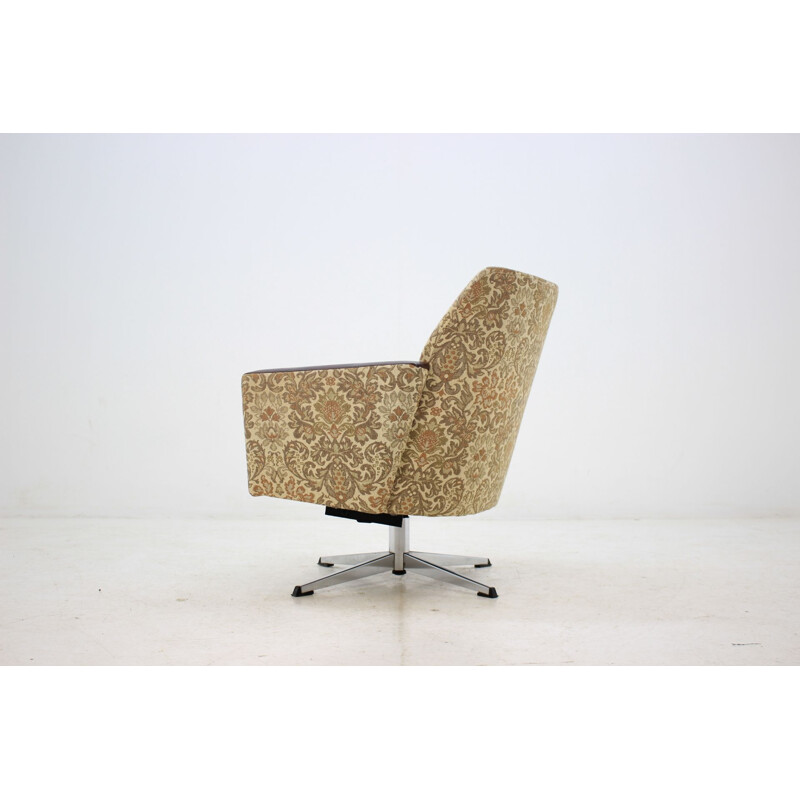 Vintage swivel armchair in leather and beige fabric 1970