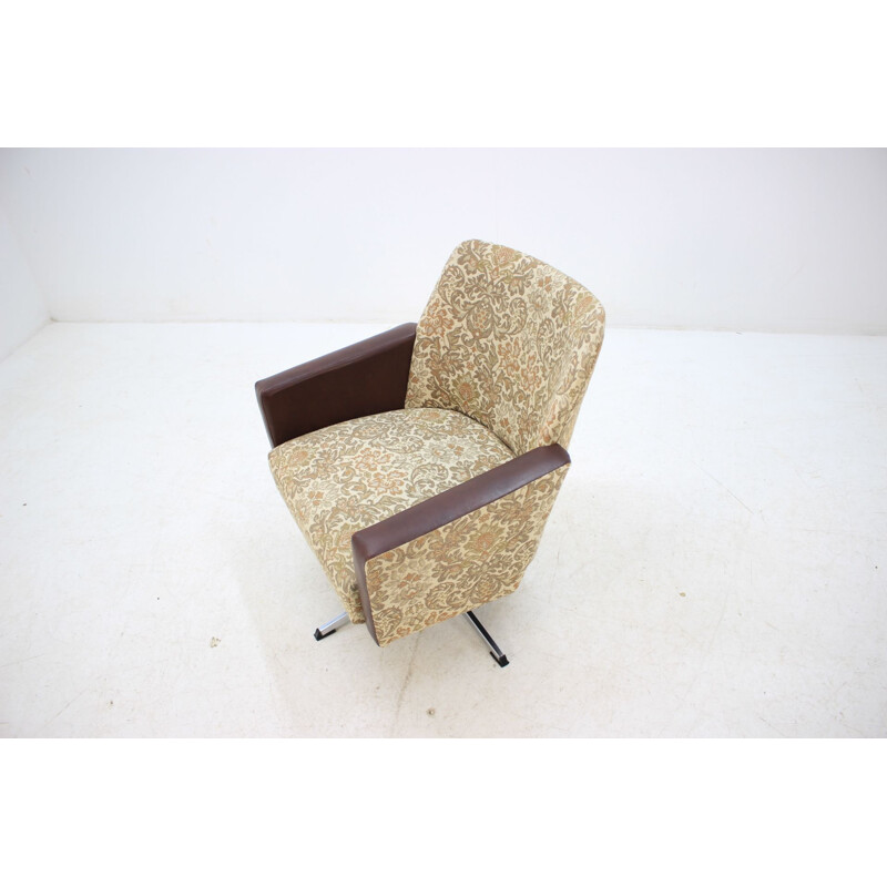 Vintage swivel armchair in leather and beige fabric 1970