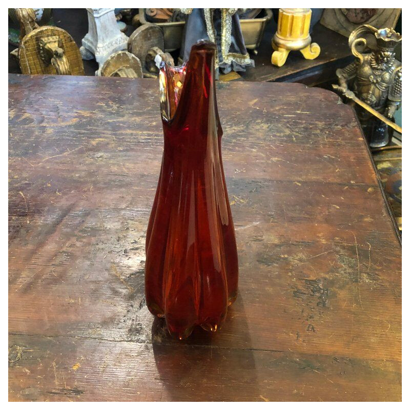 Jarrón vintage italiano de cristal de Murano rojo 1960