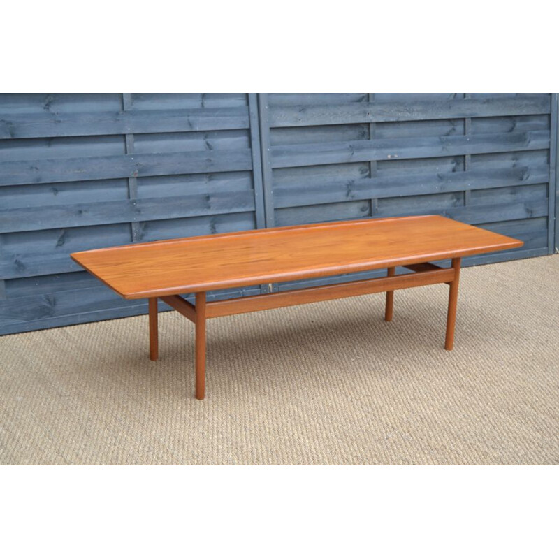 Table basse vintage scandinave par Grete Jalk en bois 1960
