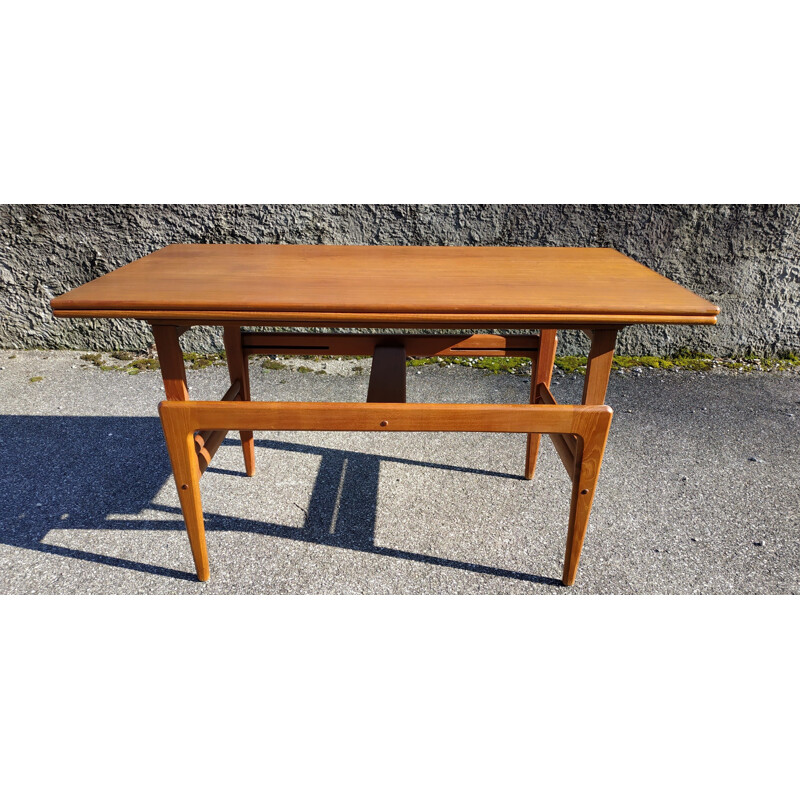 Scandinavian table in teak by Kai Kristiansen