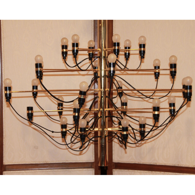 Vintage 2097/30 chandelier for Arteluce in golden steel 1950