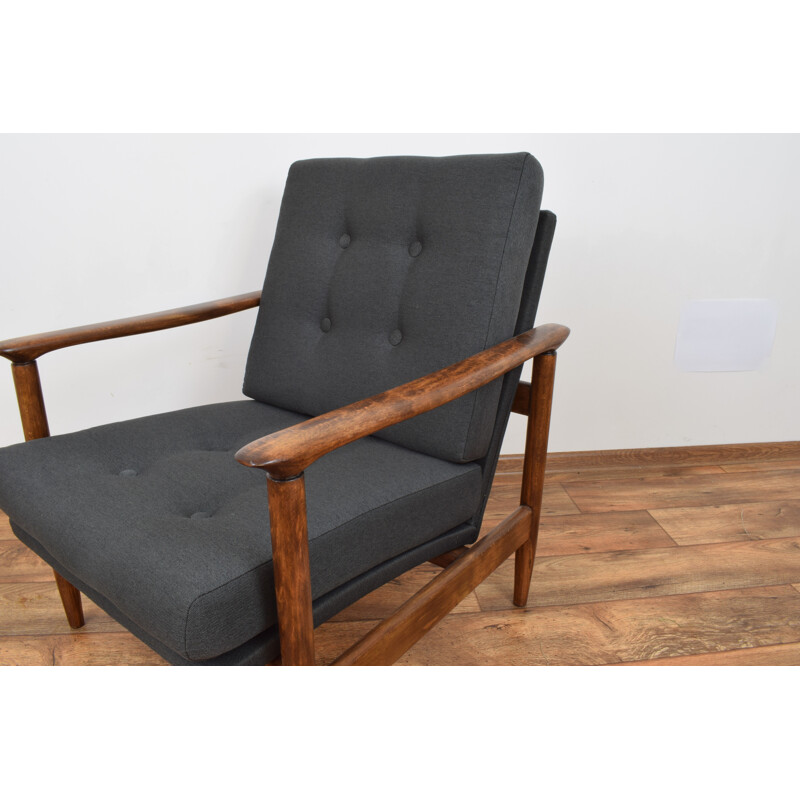 Vintage black polish armchair in beechwood 1960s