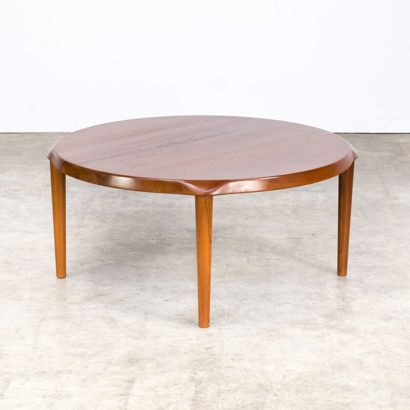 Vintage scandinavian teak round coffee table for Mikael Laursen