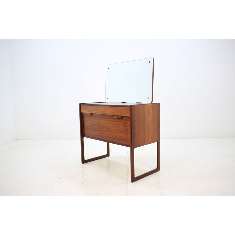 Danish dressing table in teak