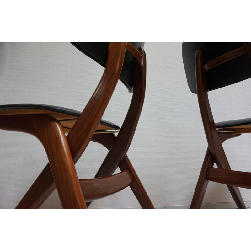 Set of 2 vintage chairs for Webé in teak and black leatherette 1950