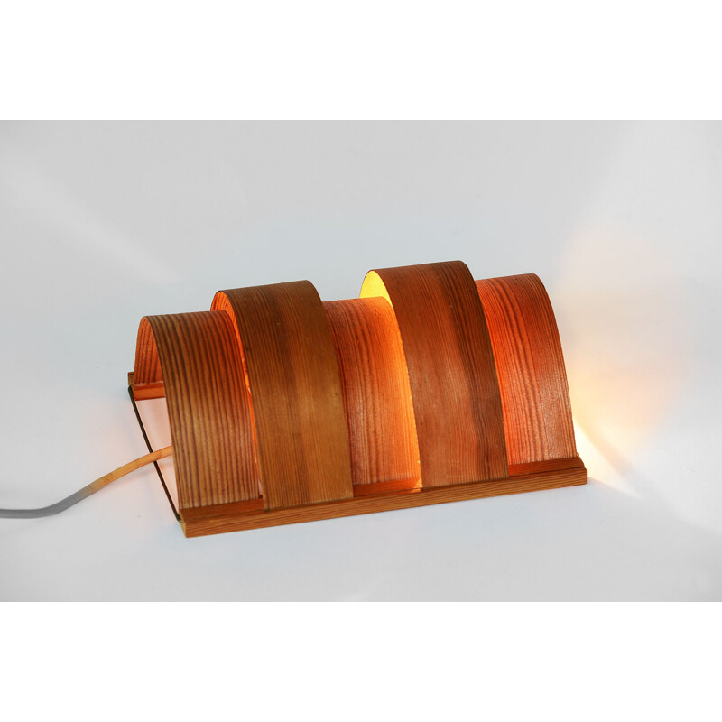 Vintage scandinavian pine sconce for Ellysett AB. Sweden 1960