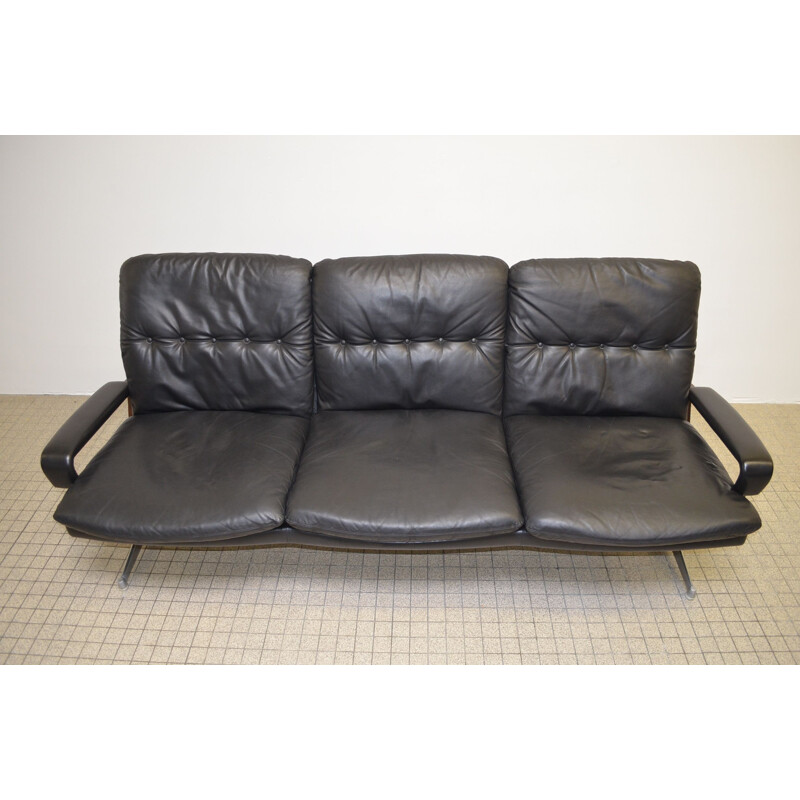 Vintage King sofa for Strässle International in black leather and aluminium