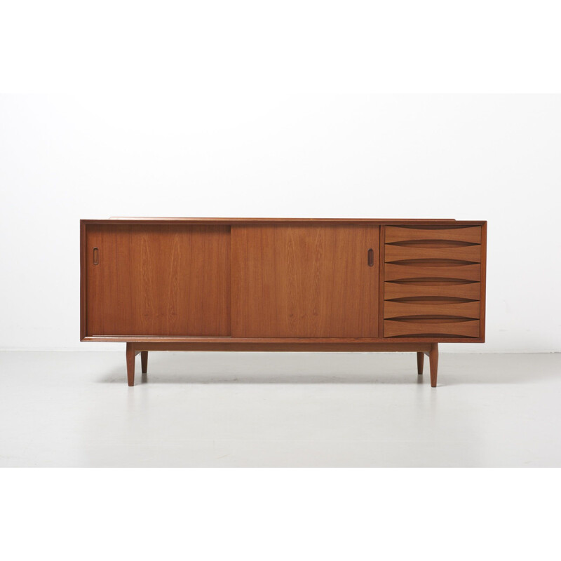 Vintage teak sideboard by Arne Vodder