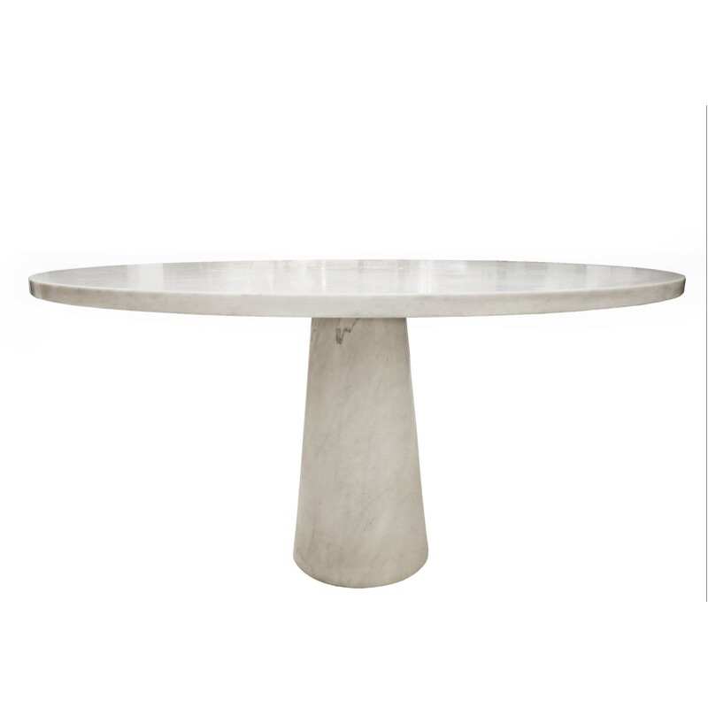 Round table in marble by Angelo Mangiarotti