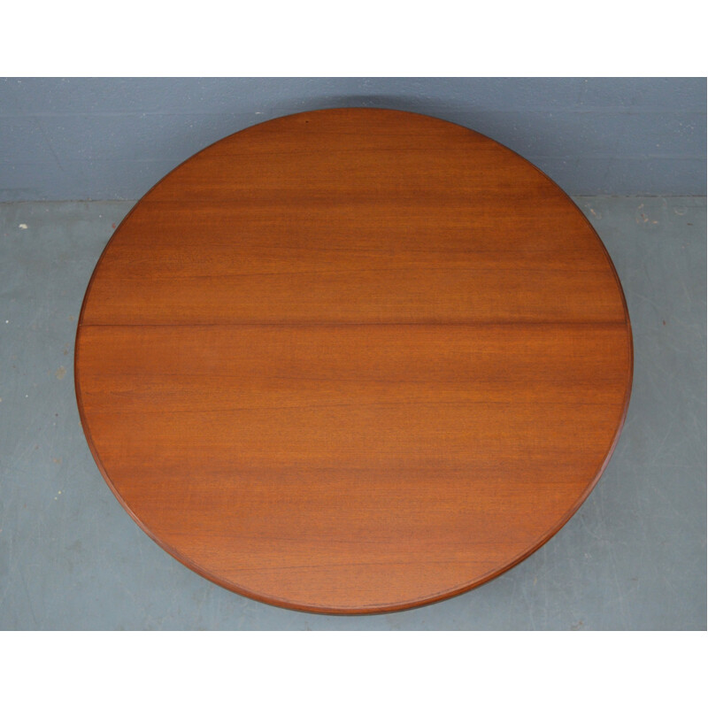 Extendable table in teak by Nathan