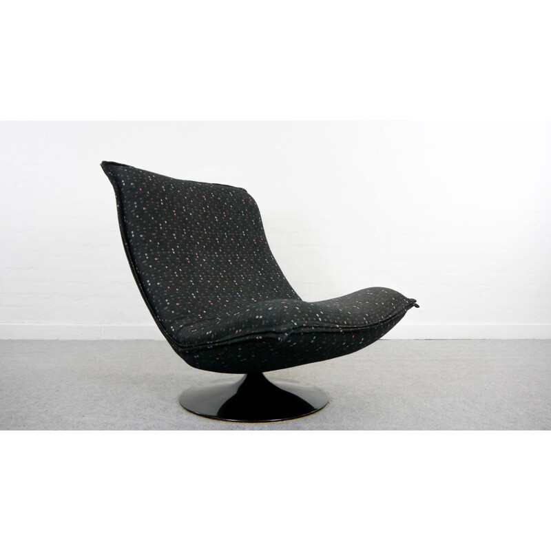 Black Tulip chair by Geoffrey Harcourt for Artifort