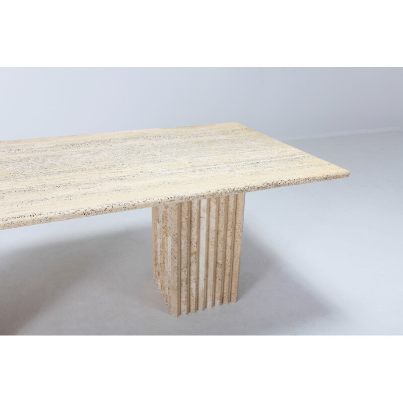 Table beige vintage en travertin