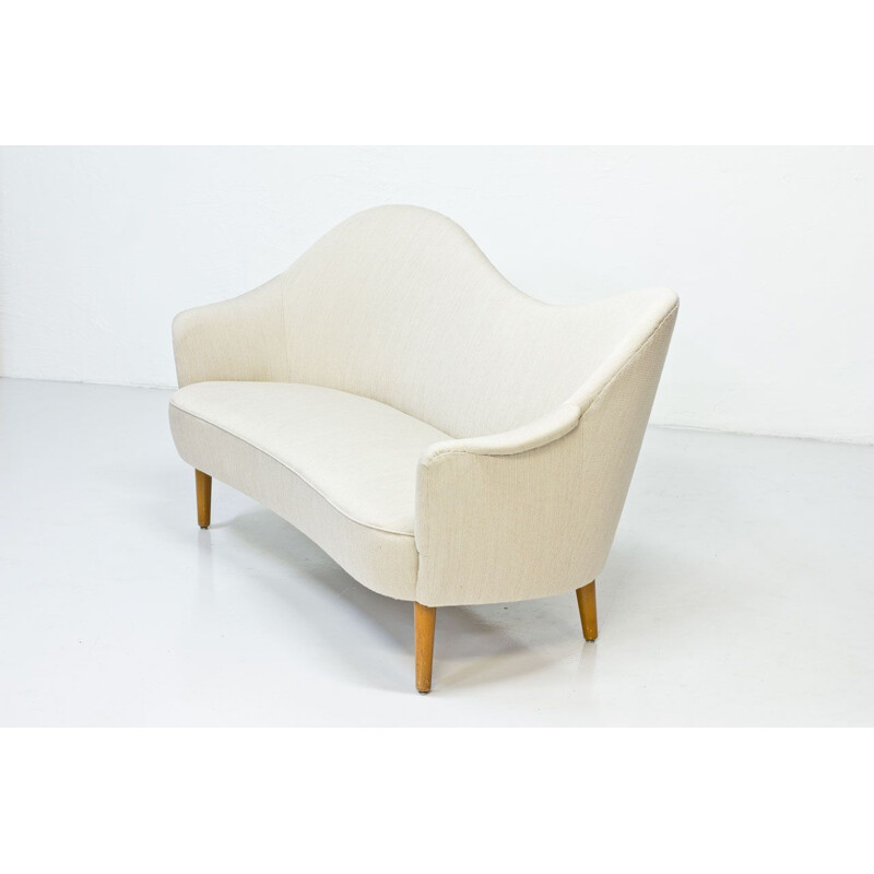 Samspel sofa in beige wool by Carl Malmsten