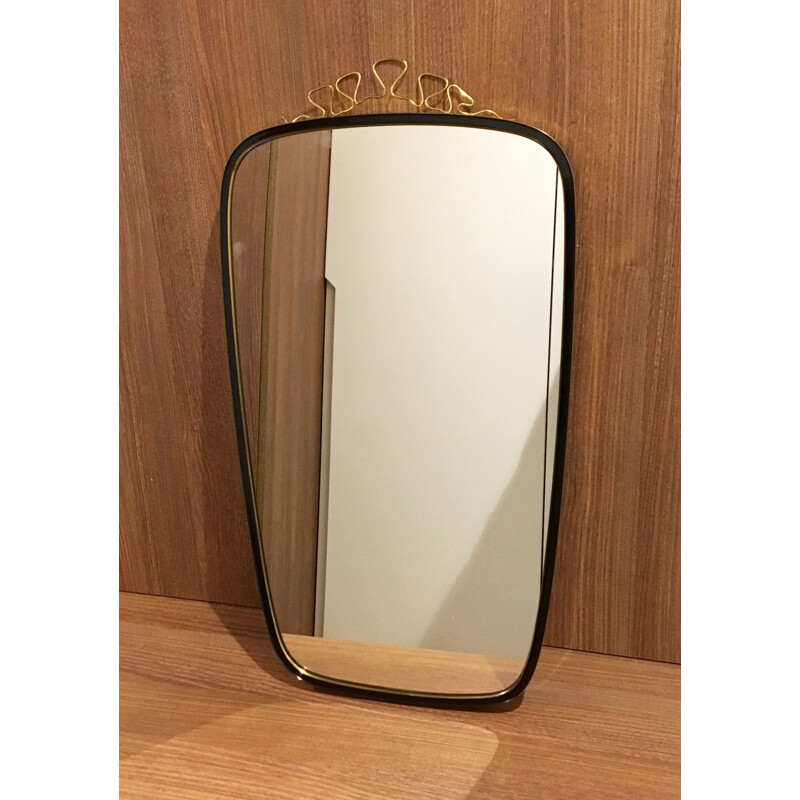 Vintage mirror free-form 