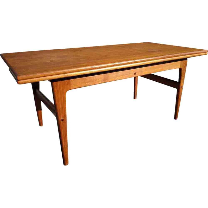 Scandinavian table in teak by Kai Kristiansen