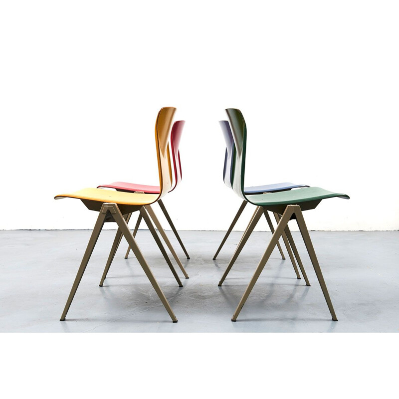 Set of 4 chairs S22 by Galvanitas