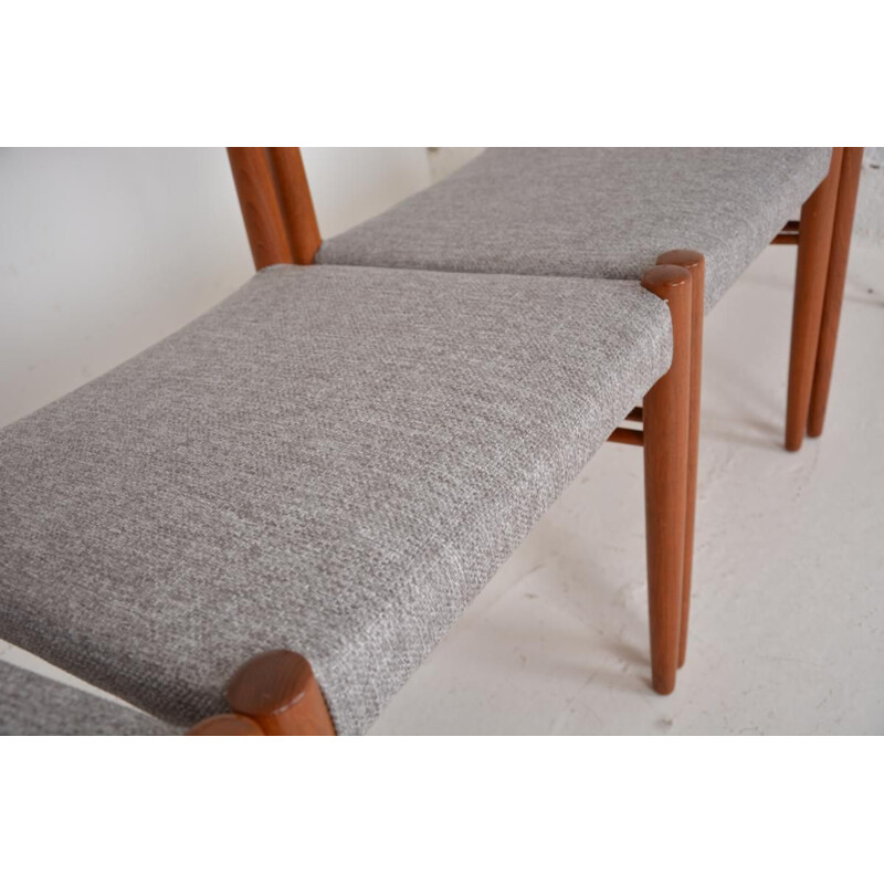 Set of 6 grey chairs in teak by Bramin