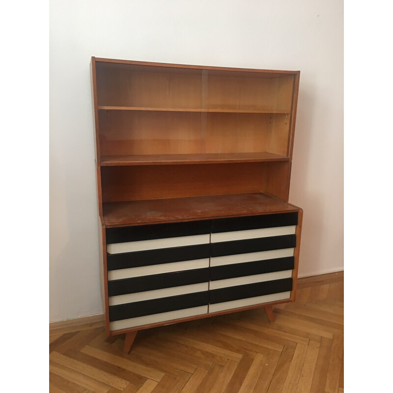 Cómoda vintage de madera tipo U-458 de Jiri Jiroutek para Interier Praha, 1960