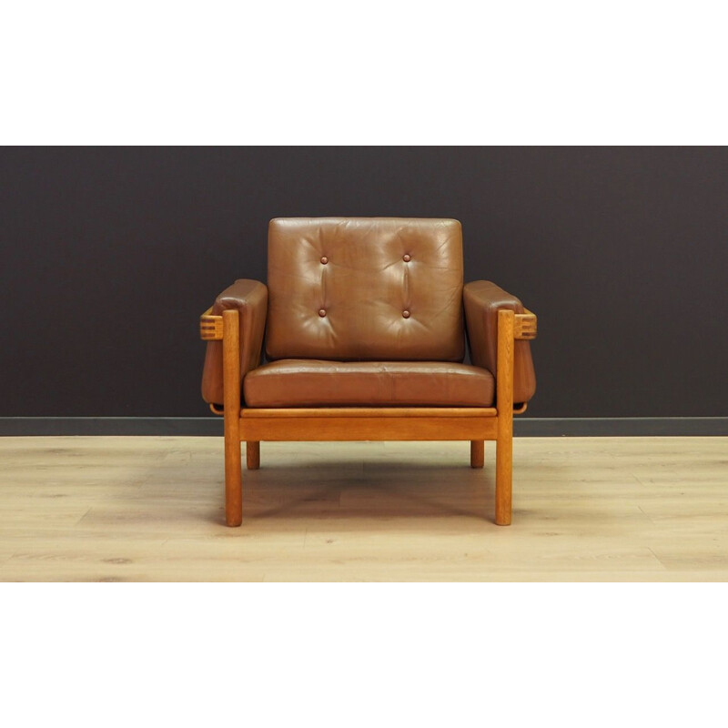 Vintage Scandinavian Design leather chair