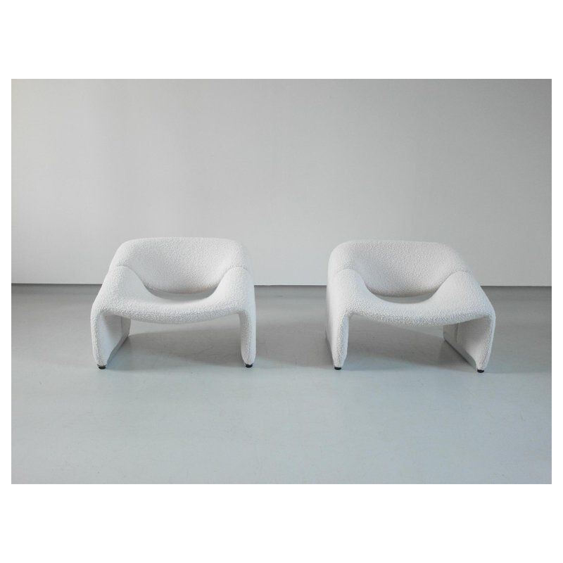 Pair of vintage Groovy armchairs for Artifort in ivory wool 1973