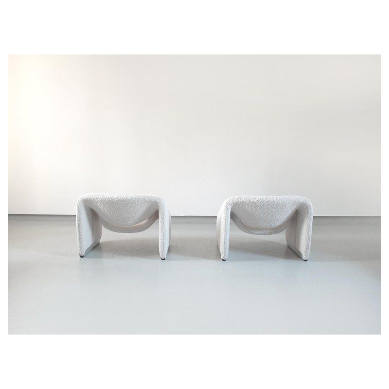 Pair of vintage Groovy armchairs for Artifort in ivory wool 1973