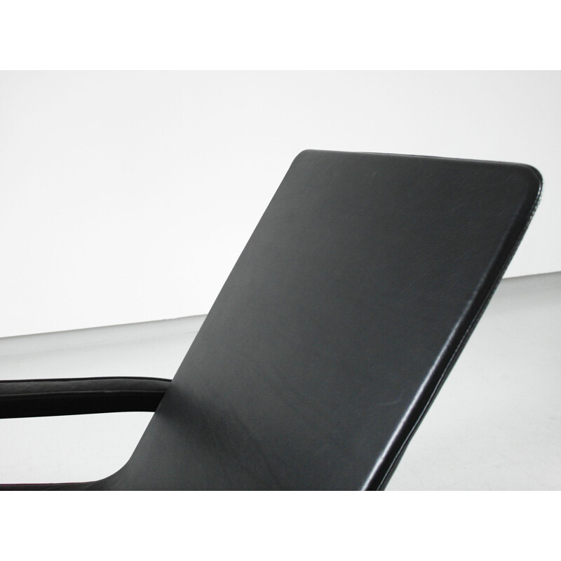 Vintage Grand Repos armchair for Tecta in black leather and metal