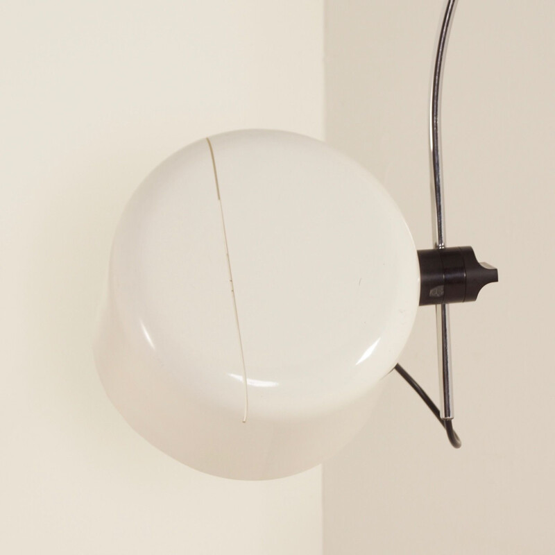 White Coupe Wall Lamp by Joe Colombo for Oluce Italy, 1967