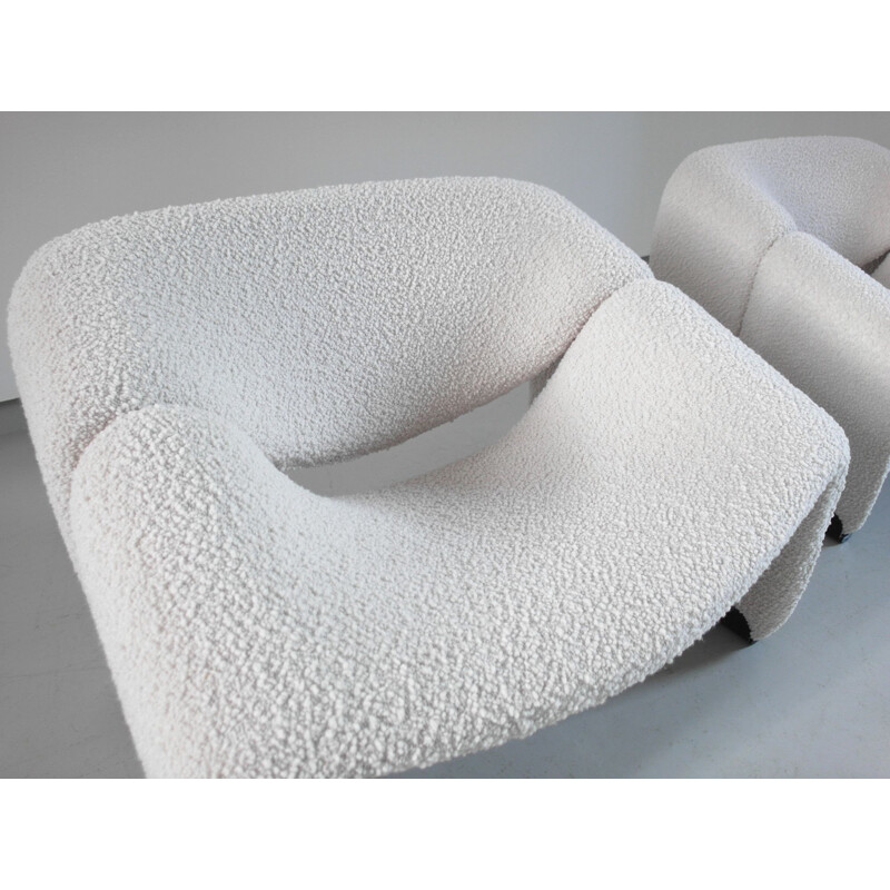 Paire de fauteuils Groovy en laine bouclée blanche par Pierre Paulin pour Artifort, 1973