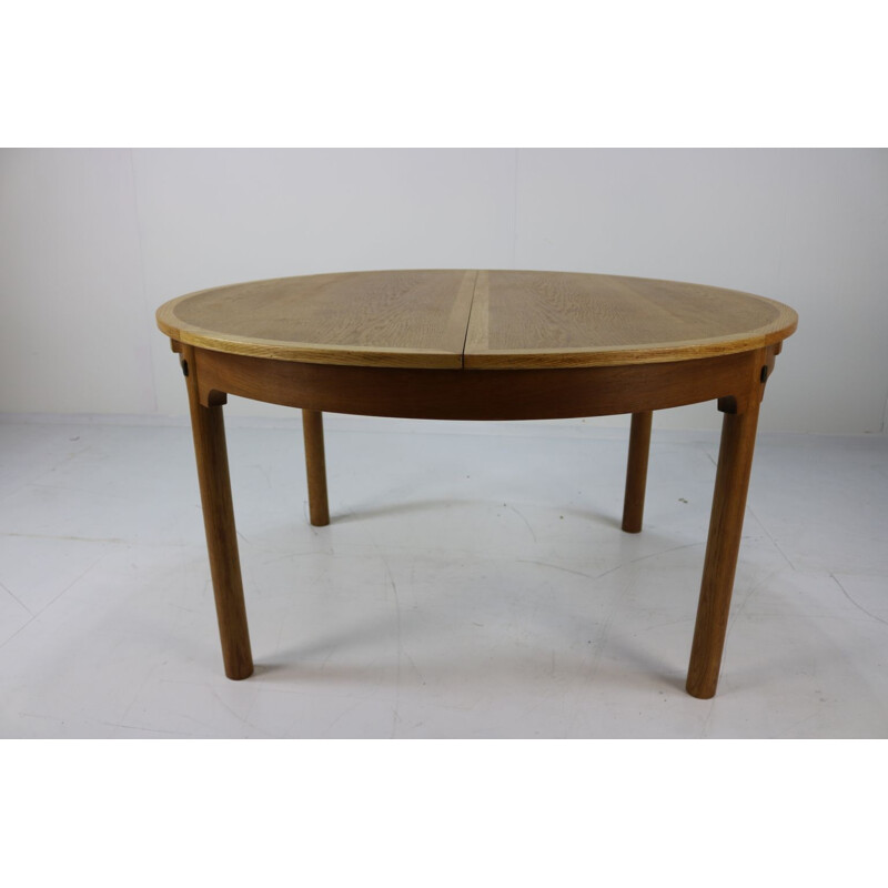 Vintage scandinavian oakwood table by Børge Mogensen 