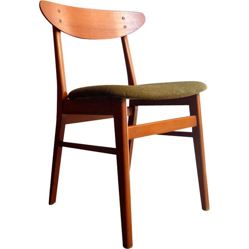 Ensemble de 2 chaises vintage scandinaves en teck et tissu vert olive