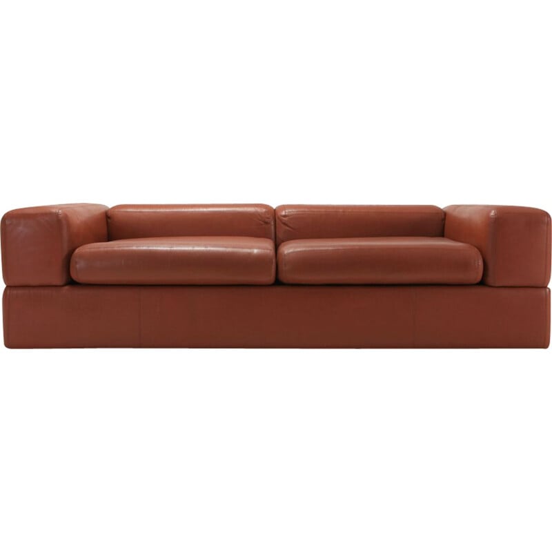 711 sofa in cognac leather by Tito Agnoli