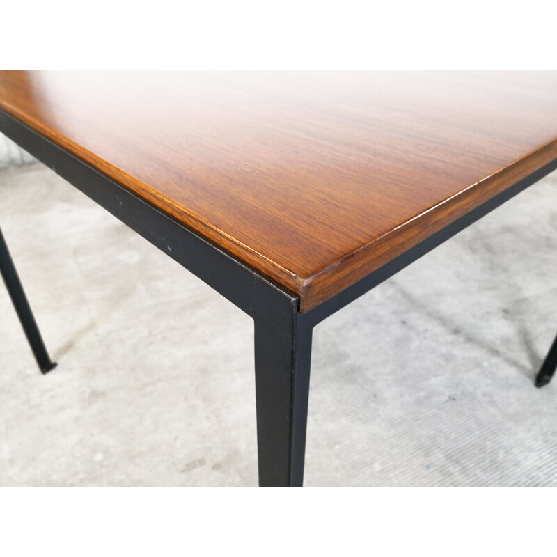 T-Angle dining table by Florence Knoll