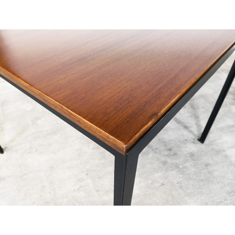 T-Angle dining table by Florence Knoll