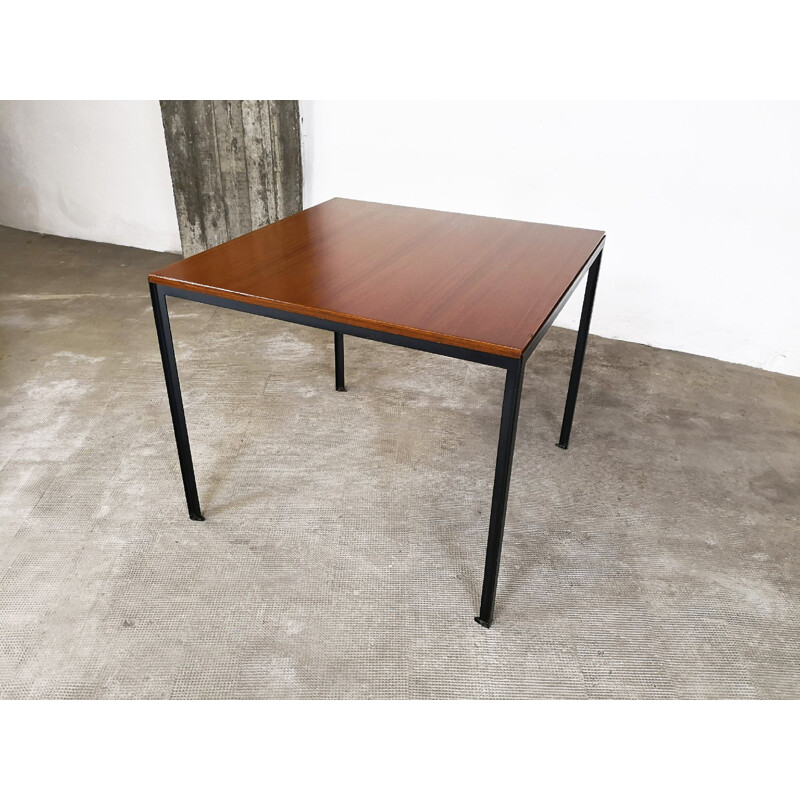 Table T-Angle vintage par Florence Knoll