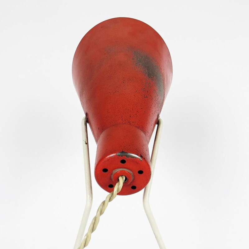 Lampe de table vintage tchécoslovaque en acier rouge 1960