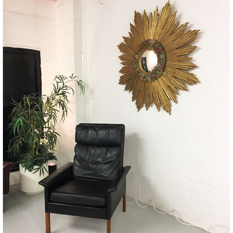 Vintage golden Sunburst mirror in glass