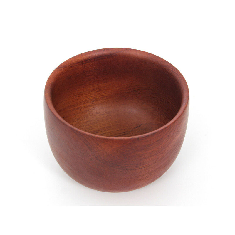 Large Scandinavian bowl in teak