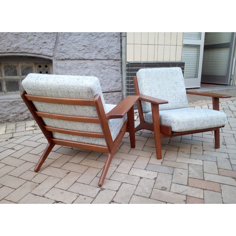 Set of 2 vintage armchairs modell 290 by Hans Wegner Getama
