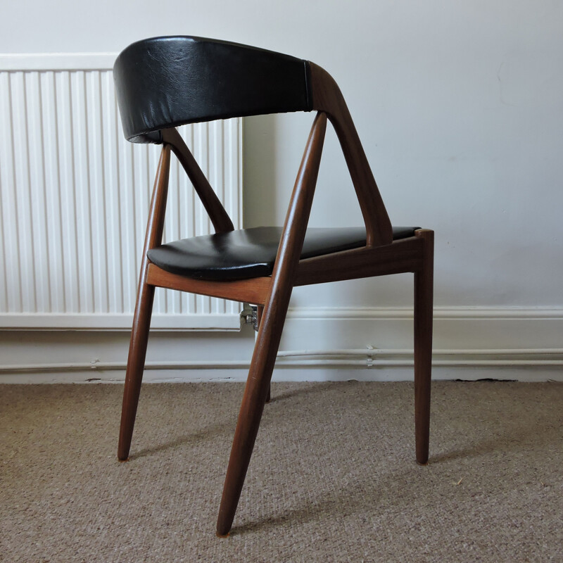 Set of 2 vintage model 31 teak chairs by Kai Kristiansen for Schou Andersen