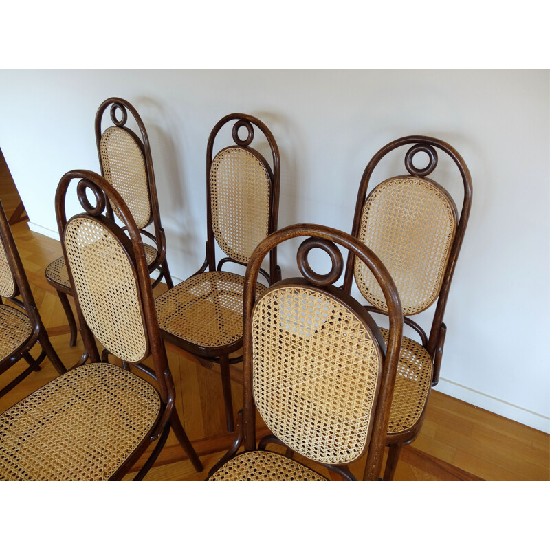Suite de six chaises vintage à repas Thonet