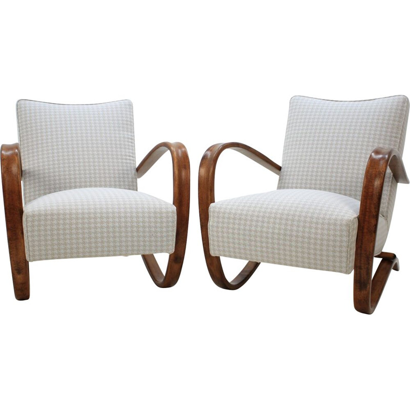 Pair of H-269 armchairs by Jindrich Halabala