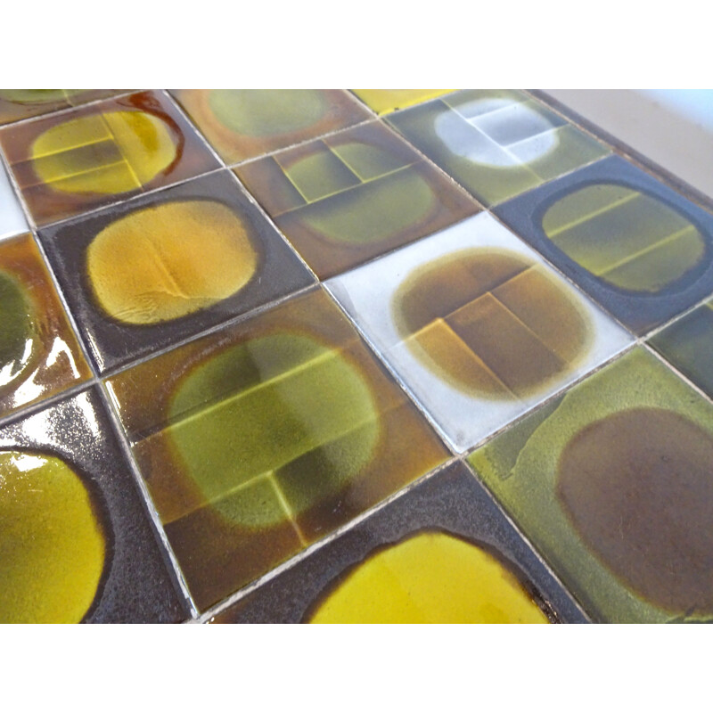 Table basse vintage de Capron en céramique jaune verte et marron