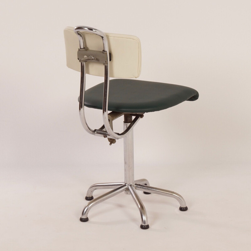 Adjustable office chair by Toon De Wit