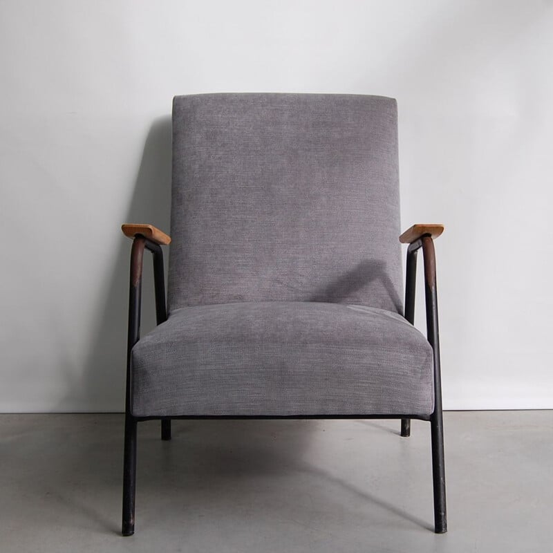 Vintage armchair by Pierre Guariche for Meurop