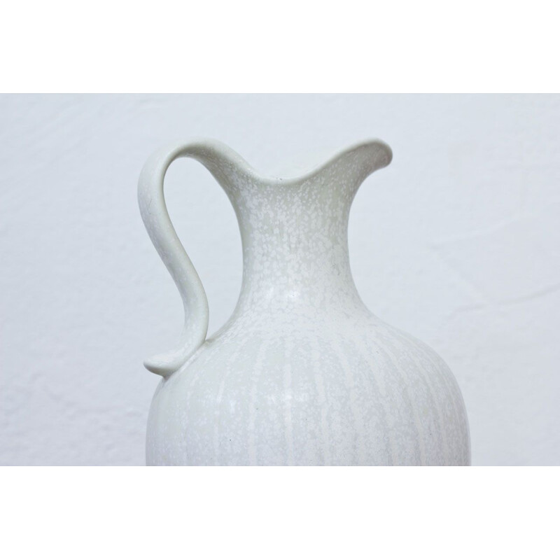 White vase by Gunnar Nylund for Rörstrand