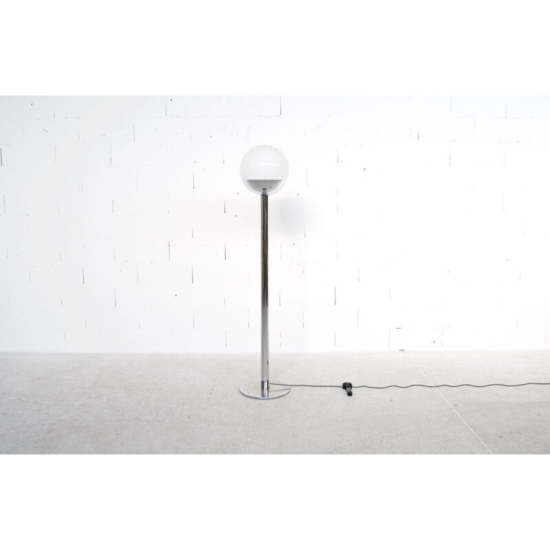 Vintage P 428 floorlamp for Luci Illumoinazione in steel 1970