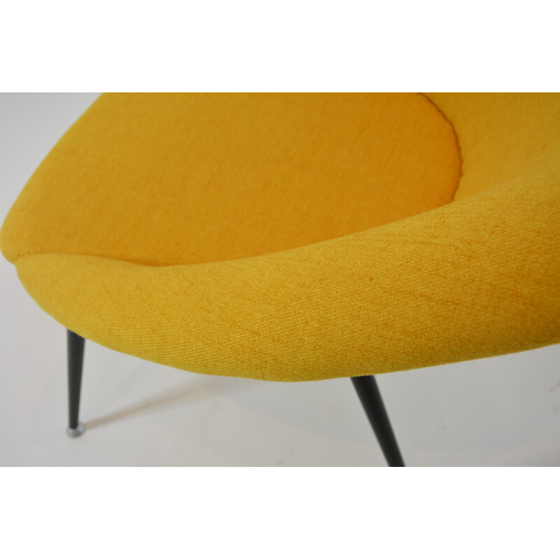 Vintage armchair in yellow fabric and metal 1970