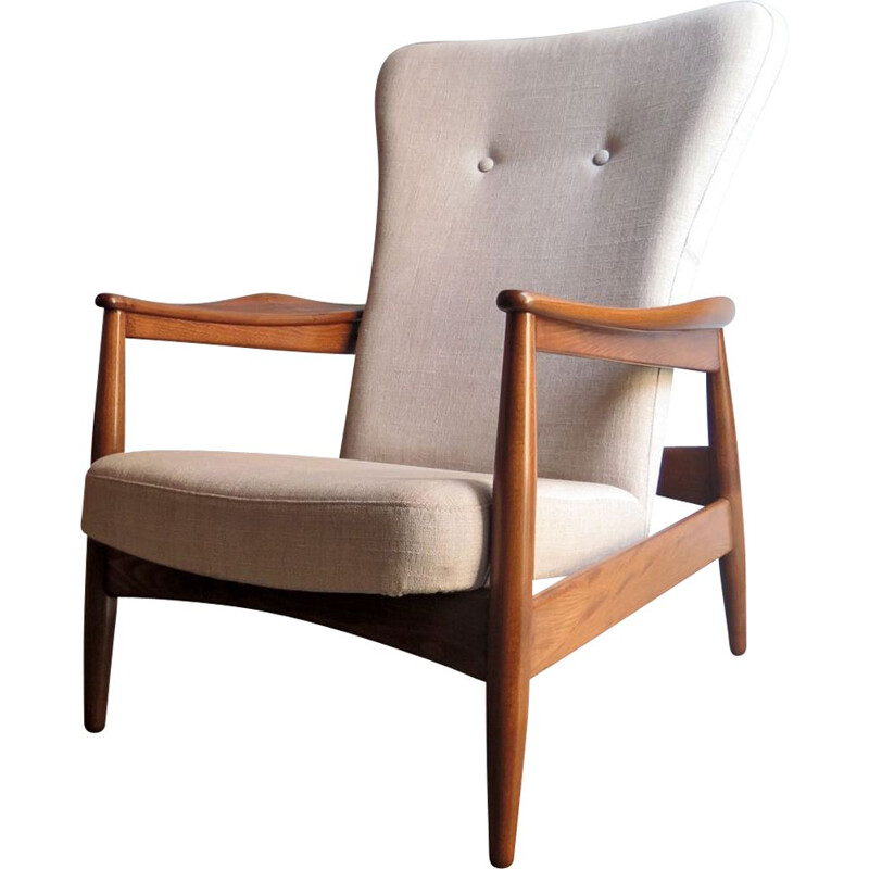 Vintage scandinavian armchair in beige fabric and wood 1960