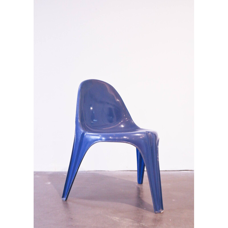 Tripod chair in fiberglass - 1968